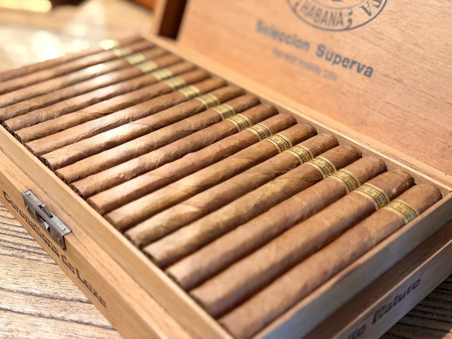 羅密歐與朱麗葉 金标皇冠 1940–1950 年代 ROMEO Y JULIETA