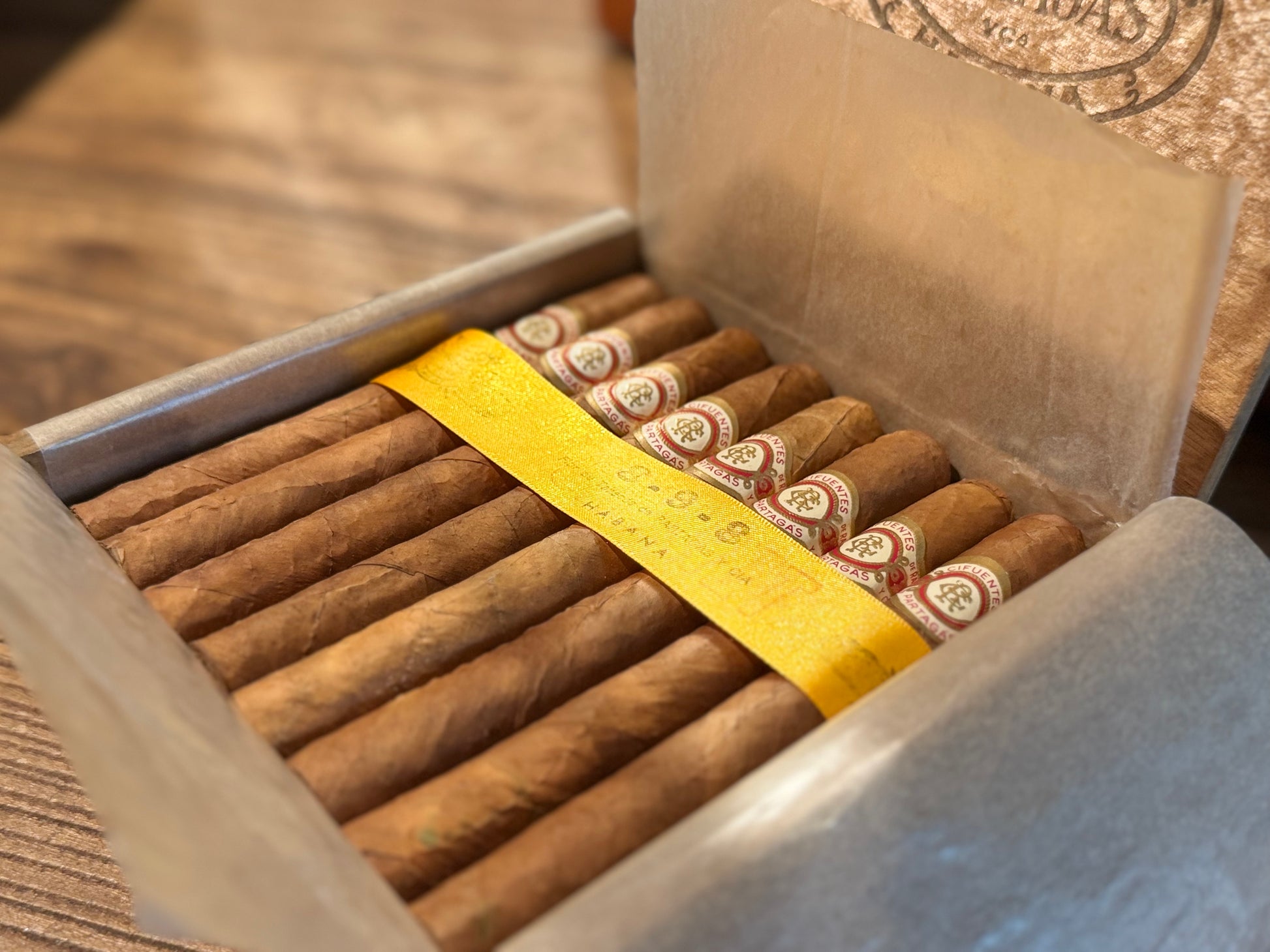 富恩特帕塔加斯 白標聯名限定版Fuentes Partagas – cigarism.com