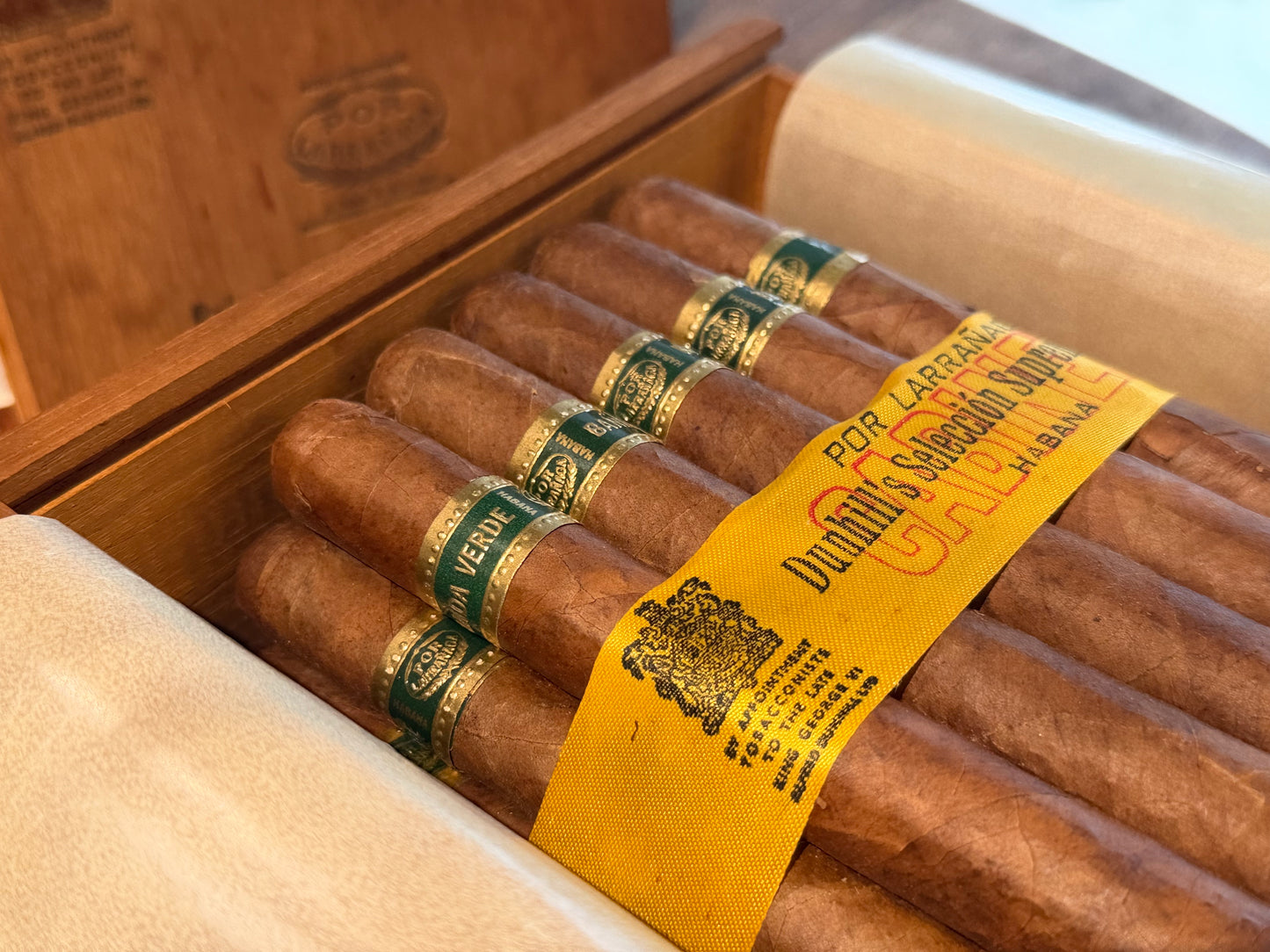 登喜路 拉臘尼亞加 至尊精選 33 號Dunhill Por Larrañaga Selección Suprema No.33